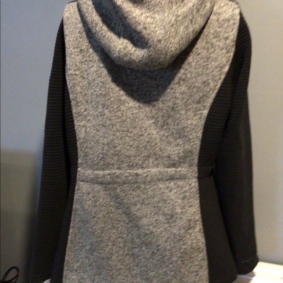 Jacket - Picture 4 of 4